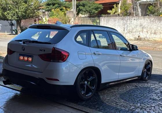 BMW X1 2.0 20I 4X2 16V FLEX 4P AUTOMÁTICO BMW X1 2.0 20I 4X2 16V FLEX 4P AUTOMÁTICO